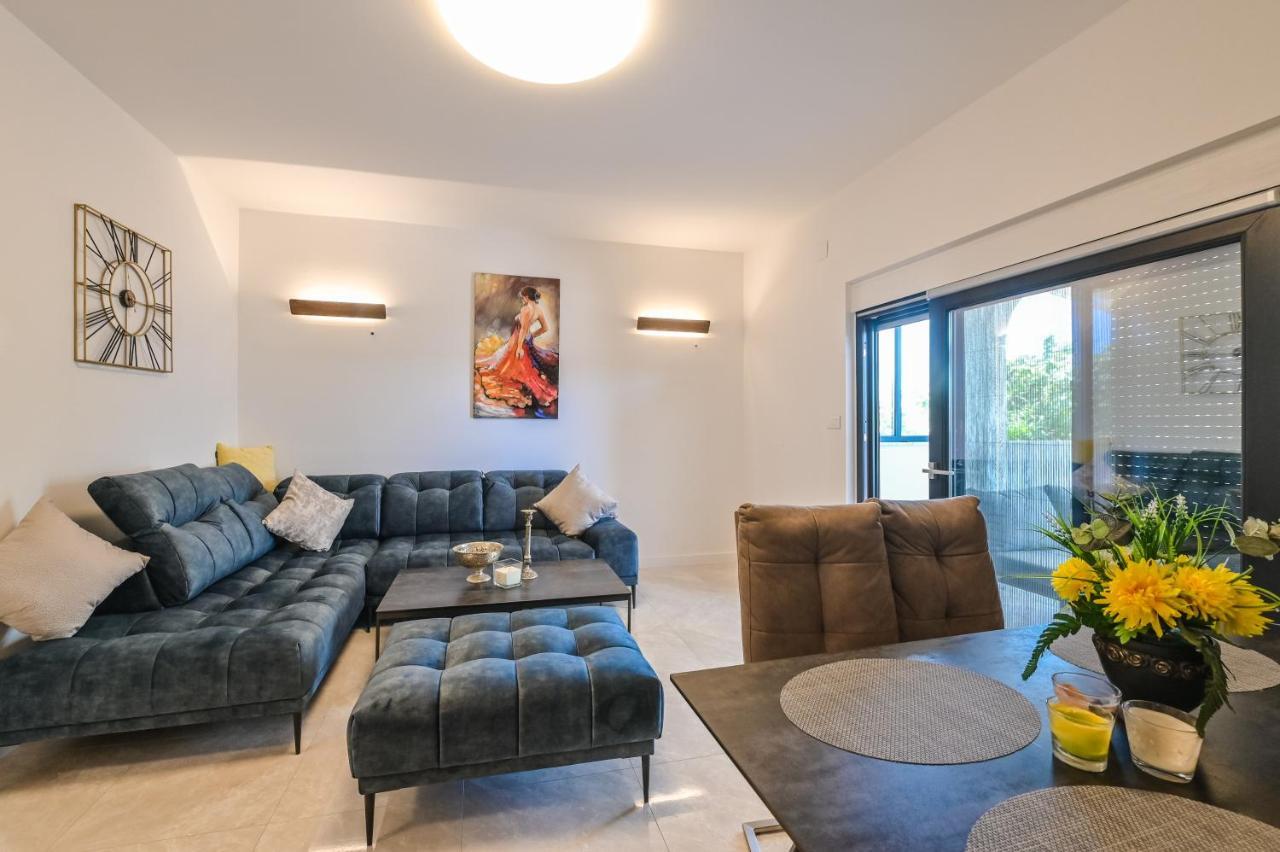 Villa Ami Kustići 외부 사진